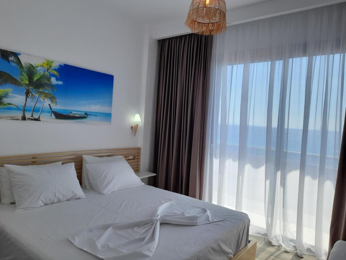 Anxhelos Hotel Himare Exterior foto