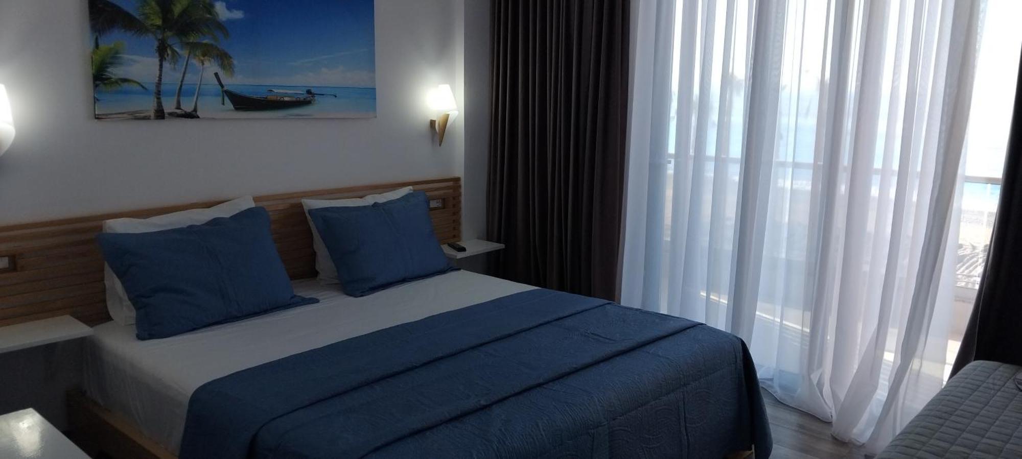 Anxhelos Hotel Himare Exterior foto