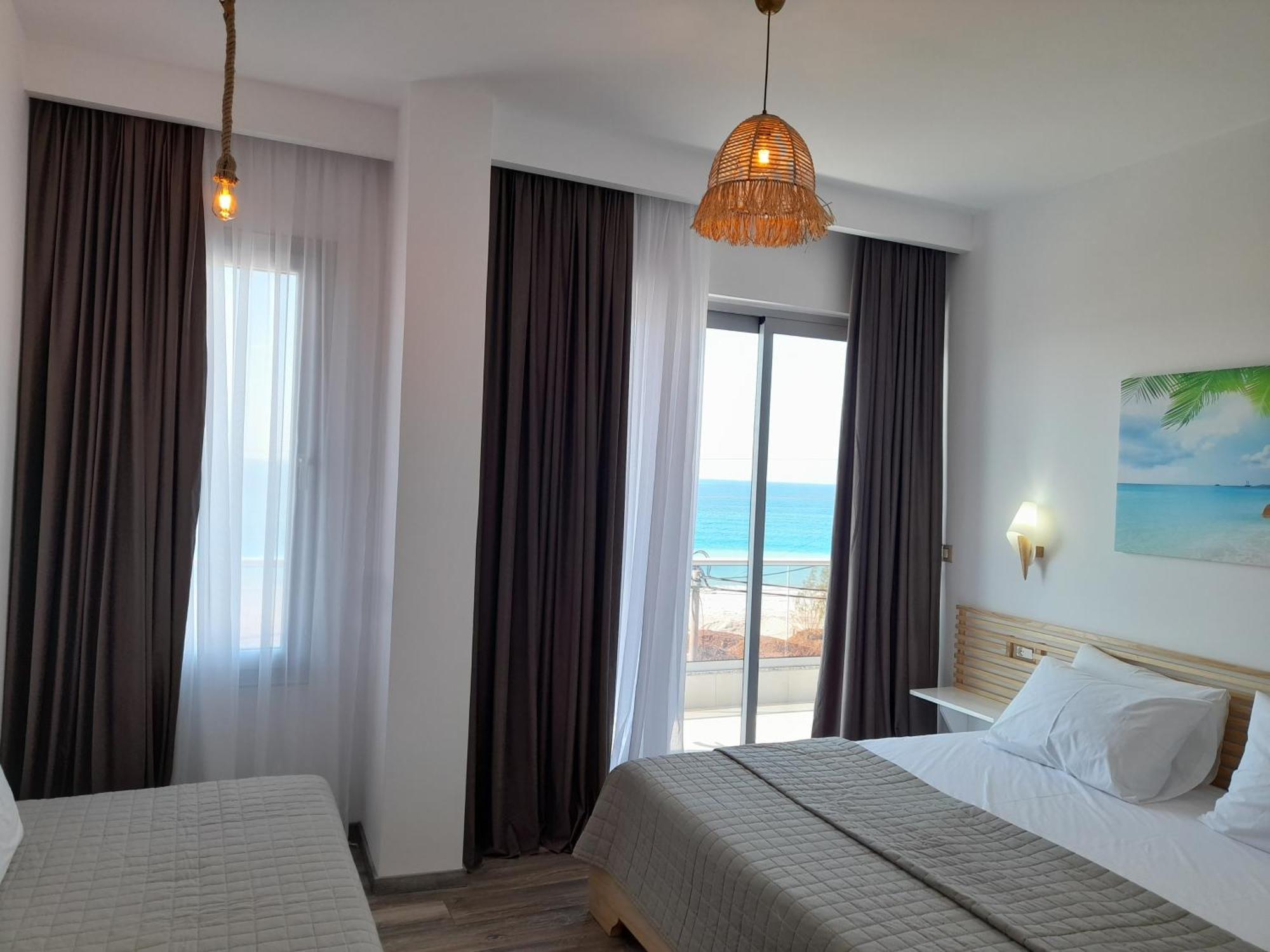 Anxhelos Hotel Himare Cameră foto